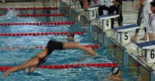 Úszás: 200m gyors mixed váltó