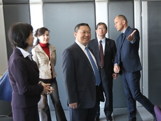 Tajvani delegáció a MOB székházában