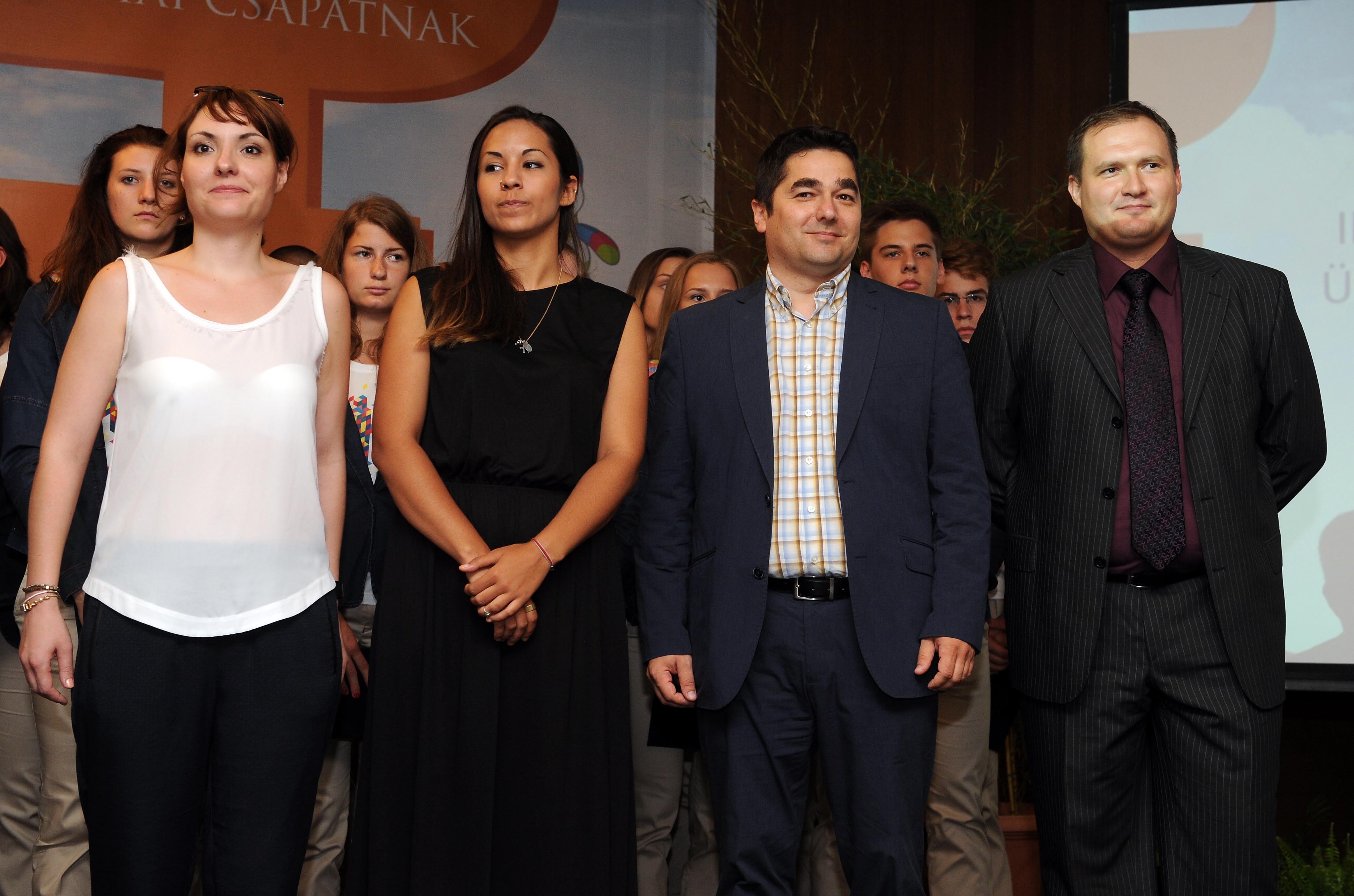 A nankingi ruhák tervezői