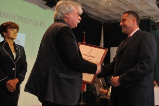 dr. Szakály Sándor és Rogán László, Budakalász polgármestere