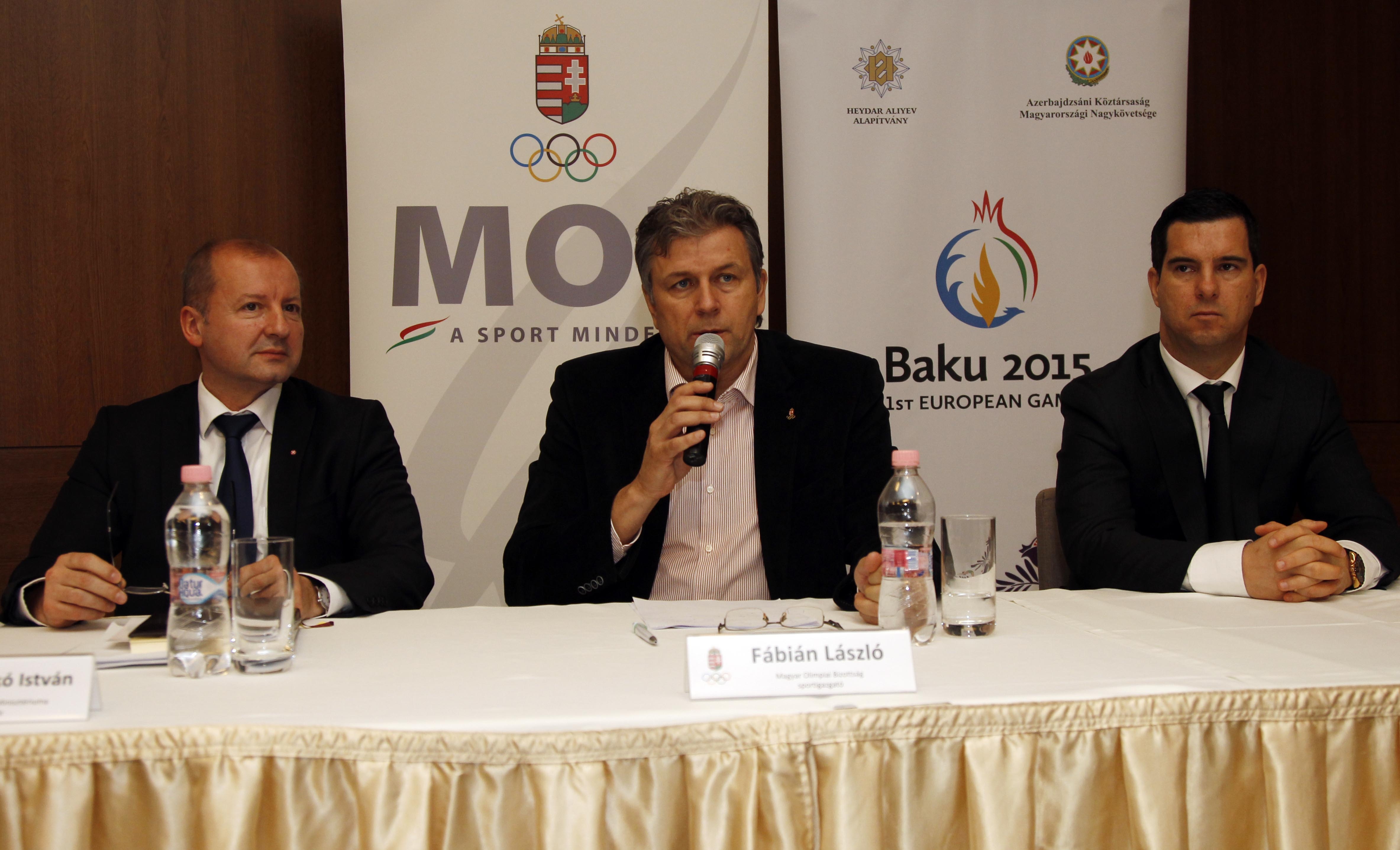 Dr. Simicskó István sportért felelős államtitkár, Fábián László és dr. Bartha Csaba
