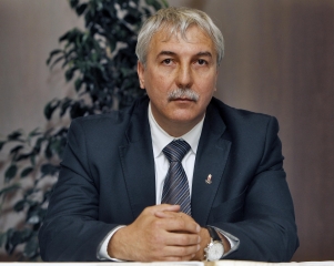dr. Mészáros János, alelnök