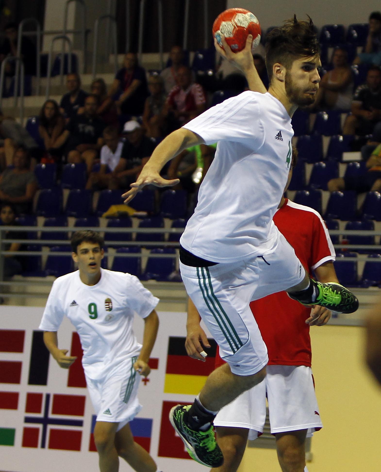 Kecskeméti Tamás támadja a dánok kapuját