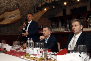 Szponzorait köszöntötte Győrben a MOB