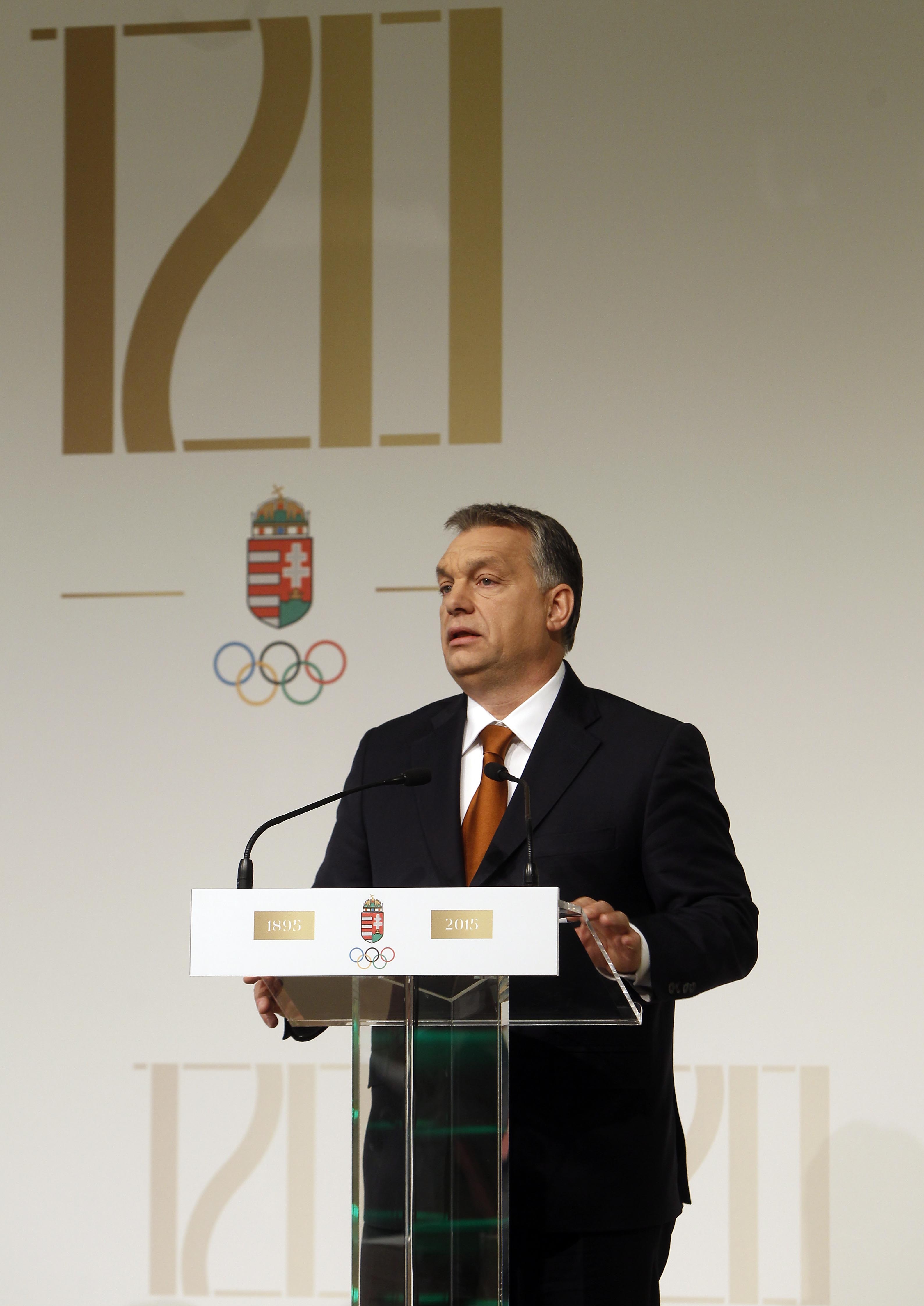 Orbán Viktor mondja köszöntőjét