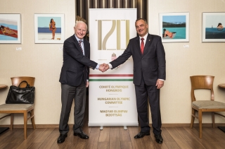 Patrick Hickey, Borkai Zsolt