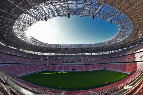 A MOB elnöke és főtitkára az átadás előtt álló Puskás stadionban (2019.10.01.)